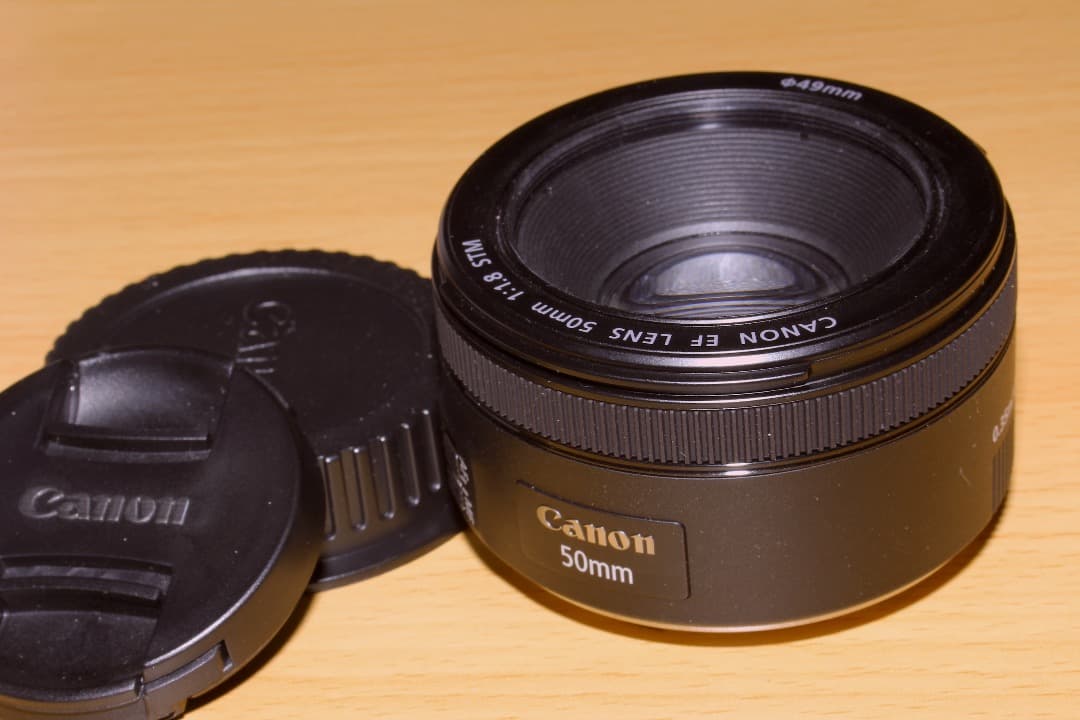 新品 Canon EF 50mm f/1.8 STM レンズ フード付