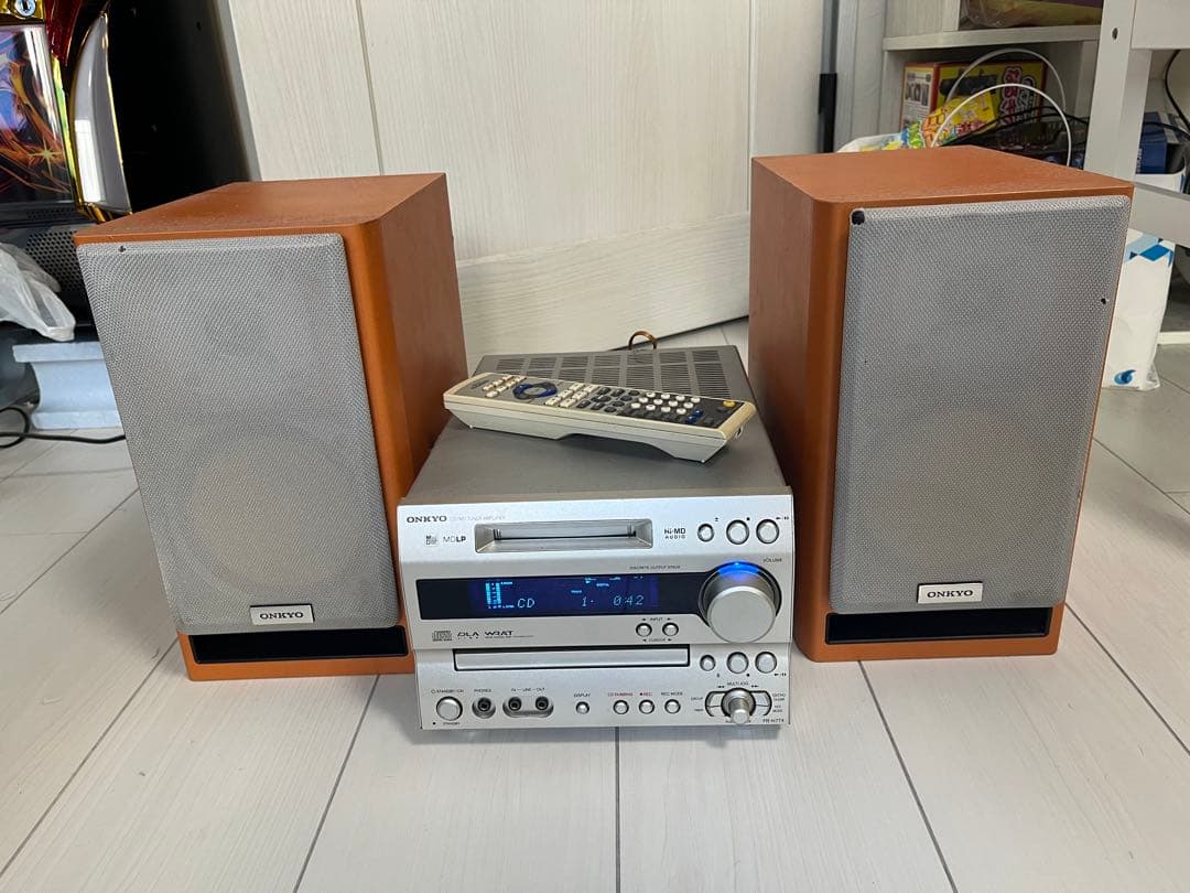 Onkyo CD.MDコンポ　オンキョー　読み込み可　引き取りお願いします