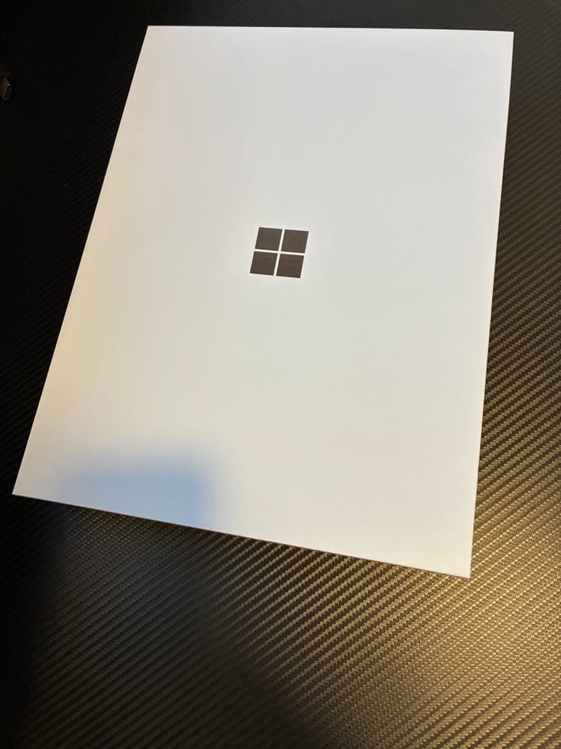 Microsoft Surface Laptop 13.8インチ 第7世代