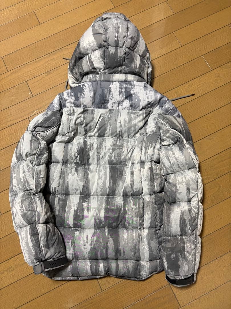 TATRAS 迷彩柄 ダウンジャケット