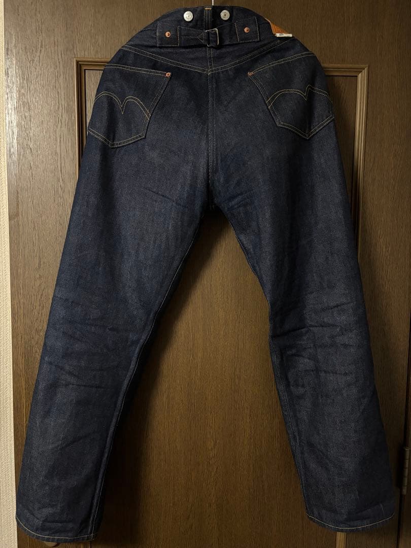 LEVI’S VINTAGE CLOTHING 1933 501XX W32