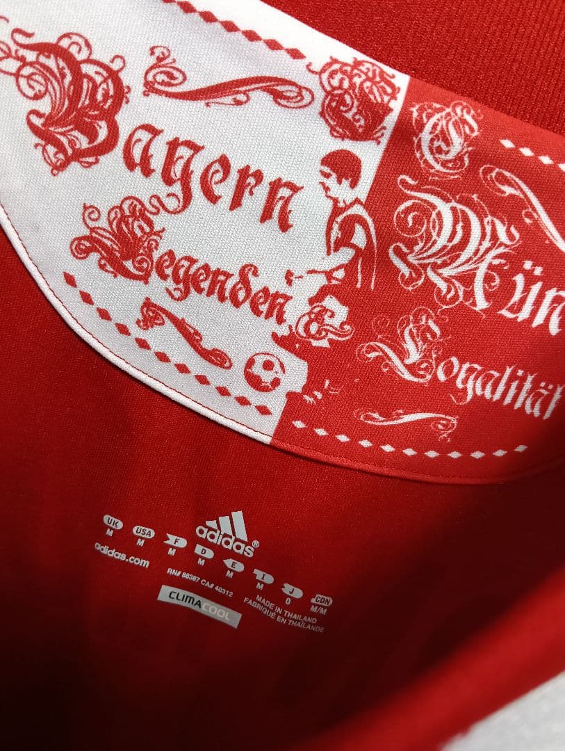 正規品！美品！ バイエルン・ミュンヘン　ユニフォーム 10-11 Oサイズ