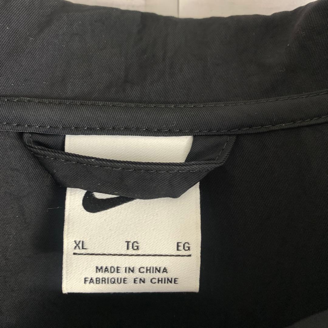 古着 ナイキ NIKE ナイロンジャケット 刺繍ロゴ 白ステッチ