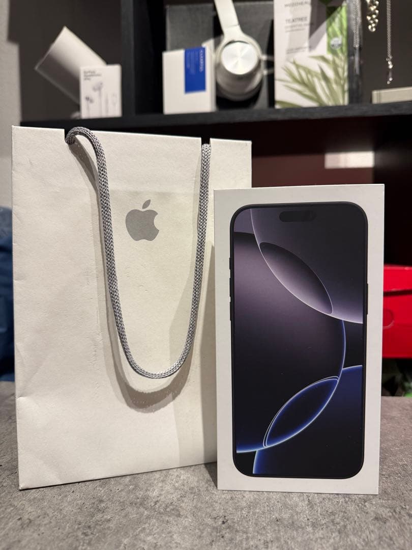 【本日のみ値下げ】iPhone 16 Pro MAX 256GB SIMフリー