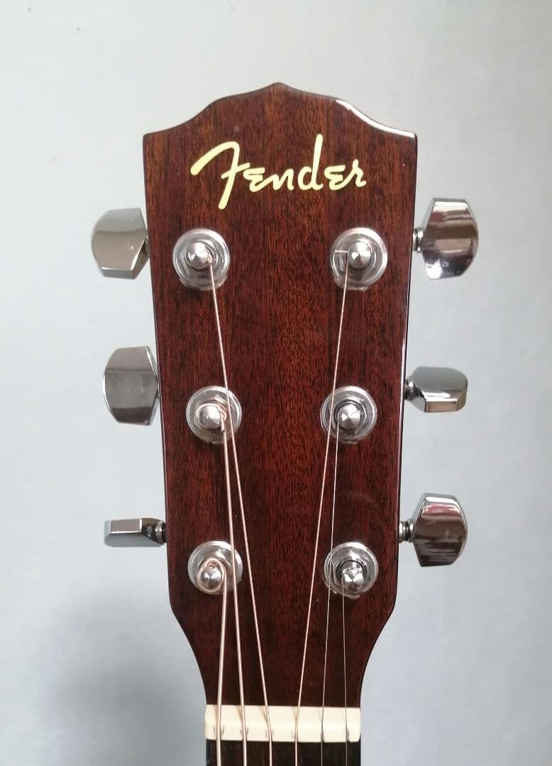 Ｈ.Ｔ　Fender　CD-60SCE All-Mahogany