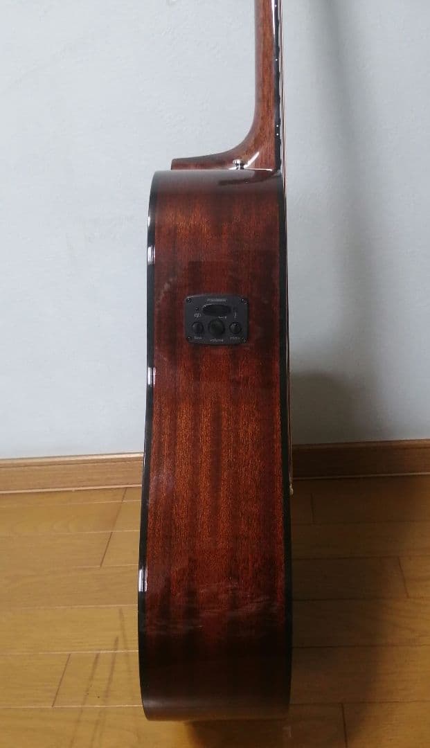 Ｈ.Ｔ　Fender　CD-60SCE All-Mahogany