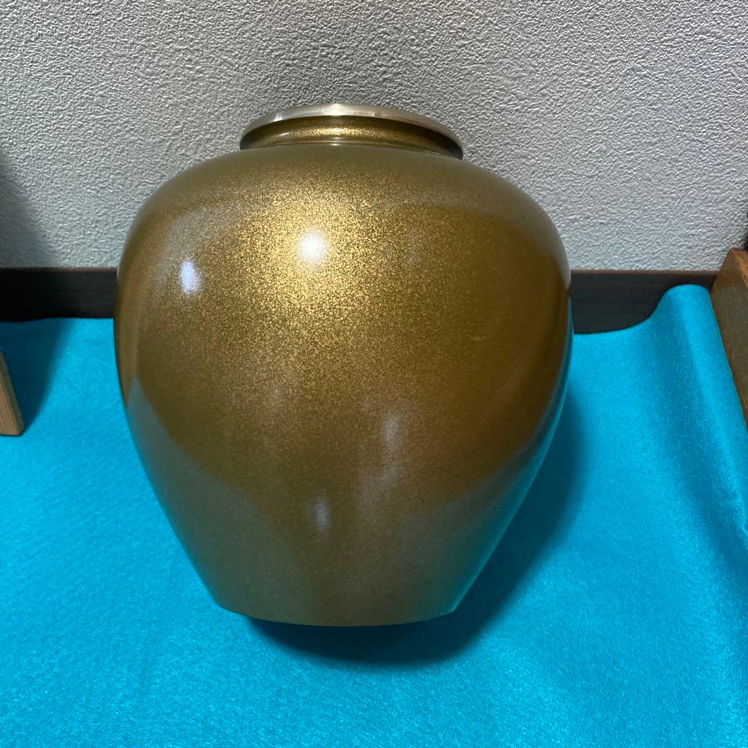 四君子模様　黄銅花瓶　箱あり