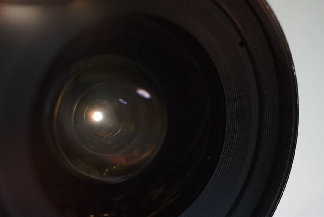 【ジャンク】 Canon 20-35 F.3.5 L new FD Lens