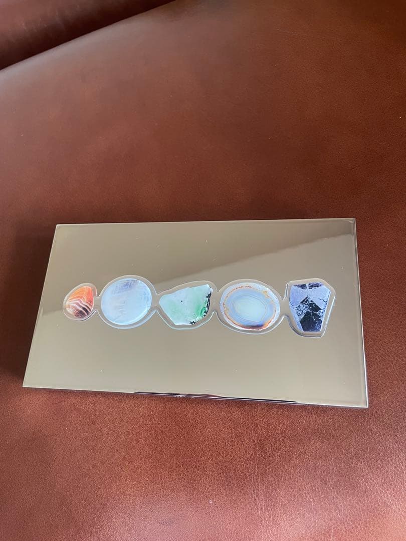 アイシャドウ BYREDO