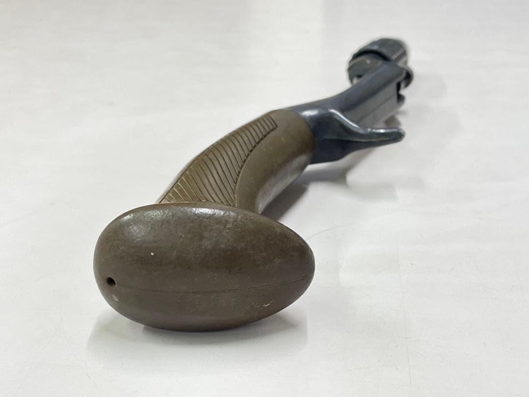 FEATHERWEIGHT CHAMPION コーデルショート 茶