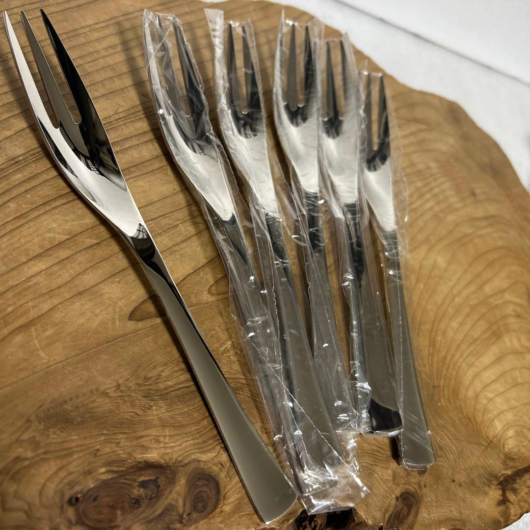 新品　Edin Burgh 18-10 ステンレス カトラリー24本　燕振興