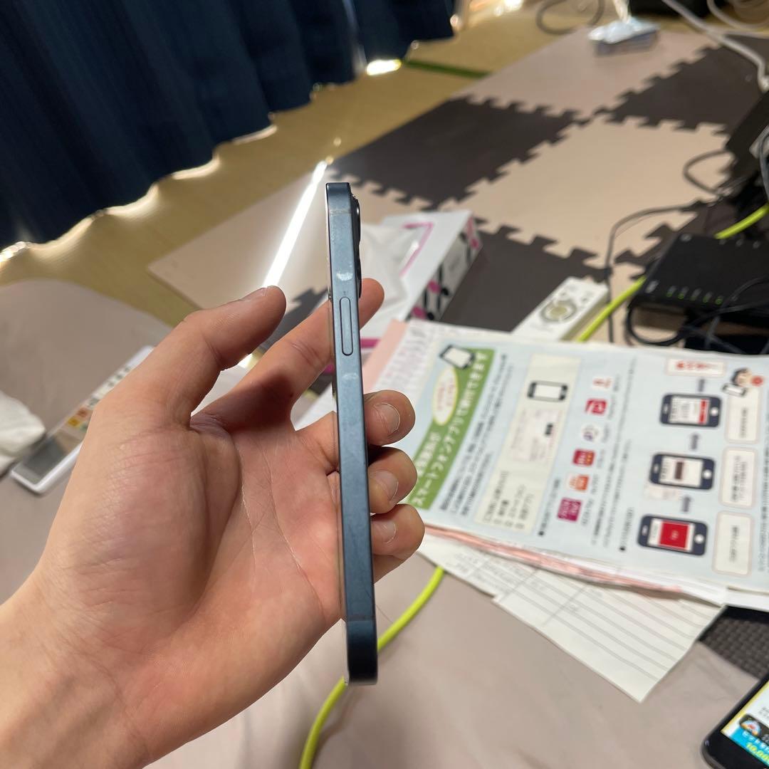 Apple iPhone 13 128GB ブラック