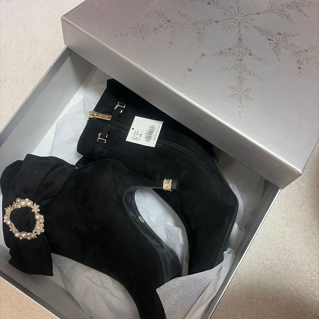 RANDA リボン付きビジューショートブーツ