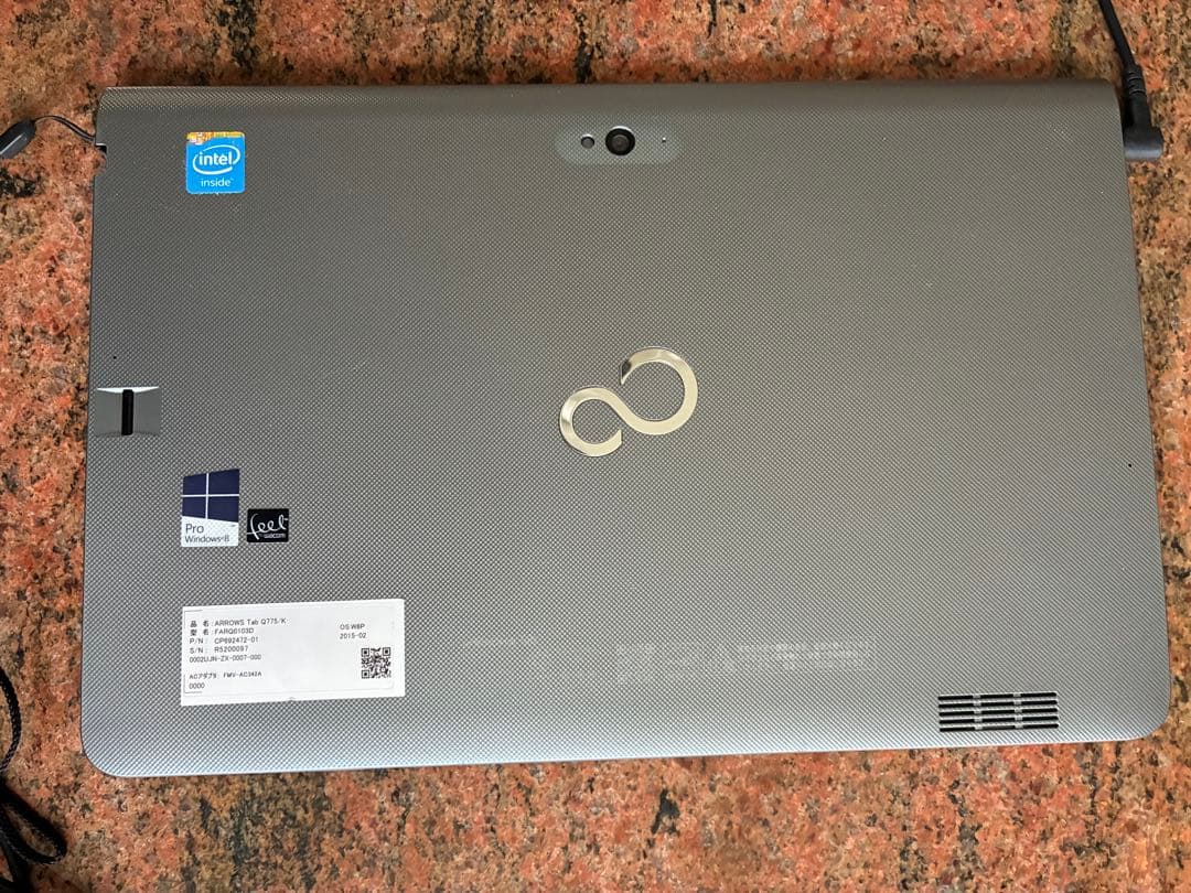 Fujitsu アローズTab Q775/K 13.3インチ　パソコンセット