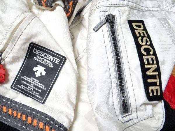 90年代 デサント ダウンジャケット スイスランド スキーチーム ジャケット M