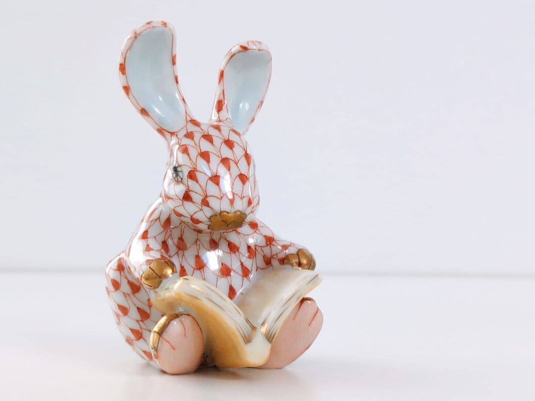 ヘレンド　フィギュリン　リーディングバニー　うさぎ