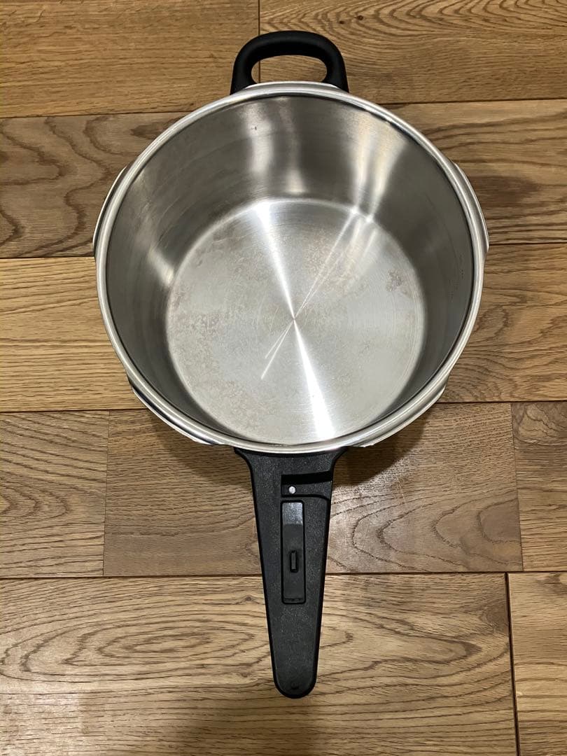 WMF PERFECT 圧力鍋 4.5L