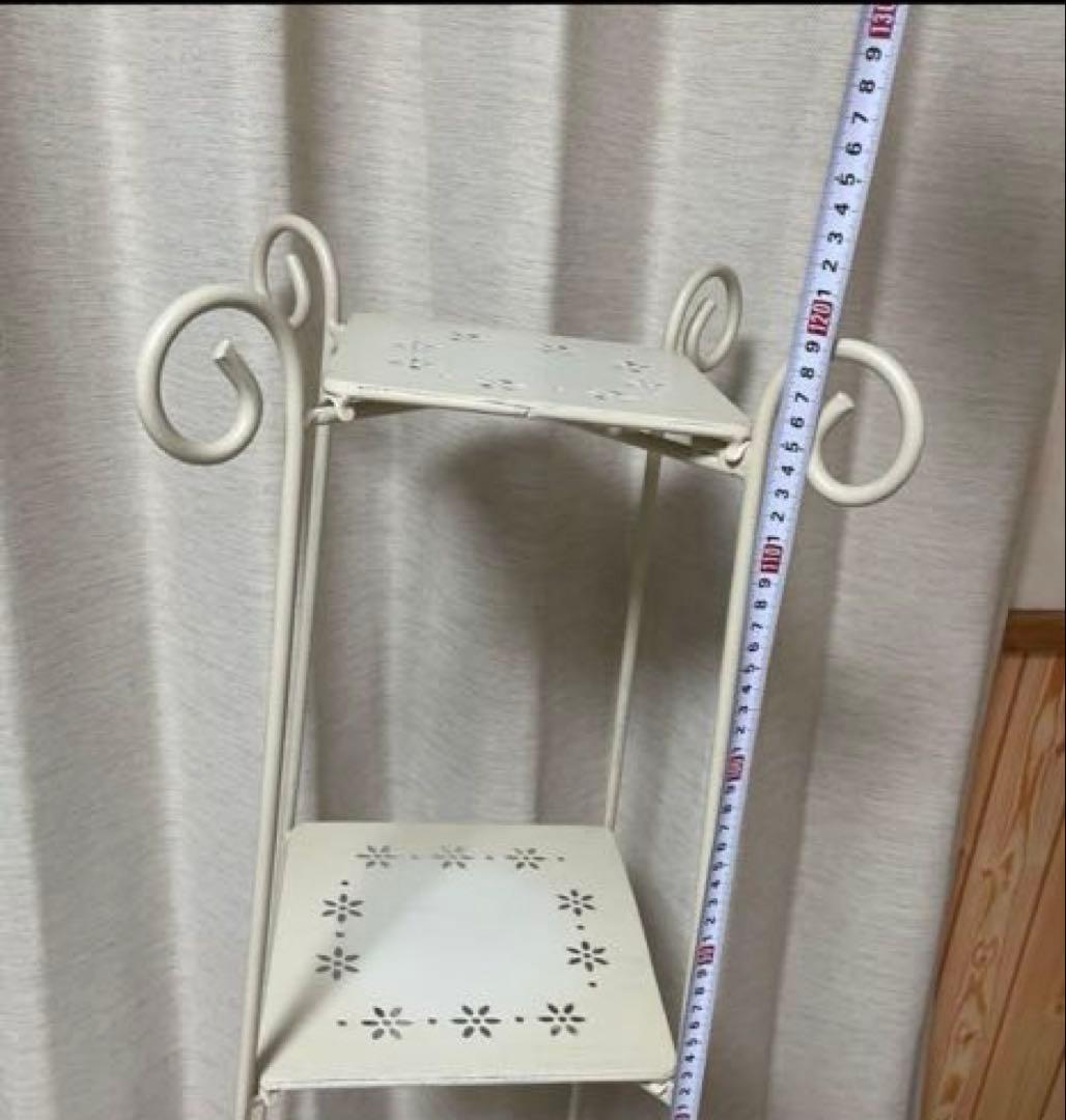 アイアン4段ラックホワイト ラック 花柄装飾　シェルフ