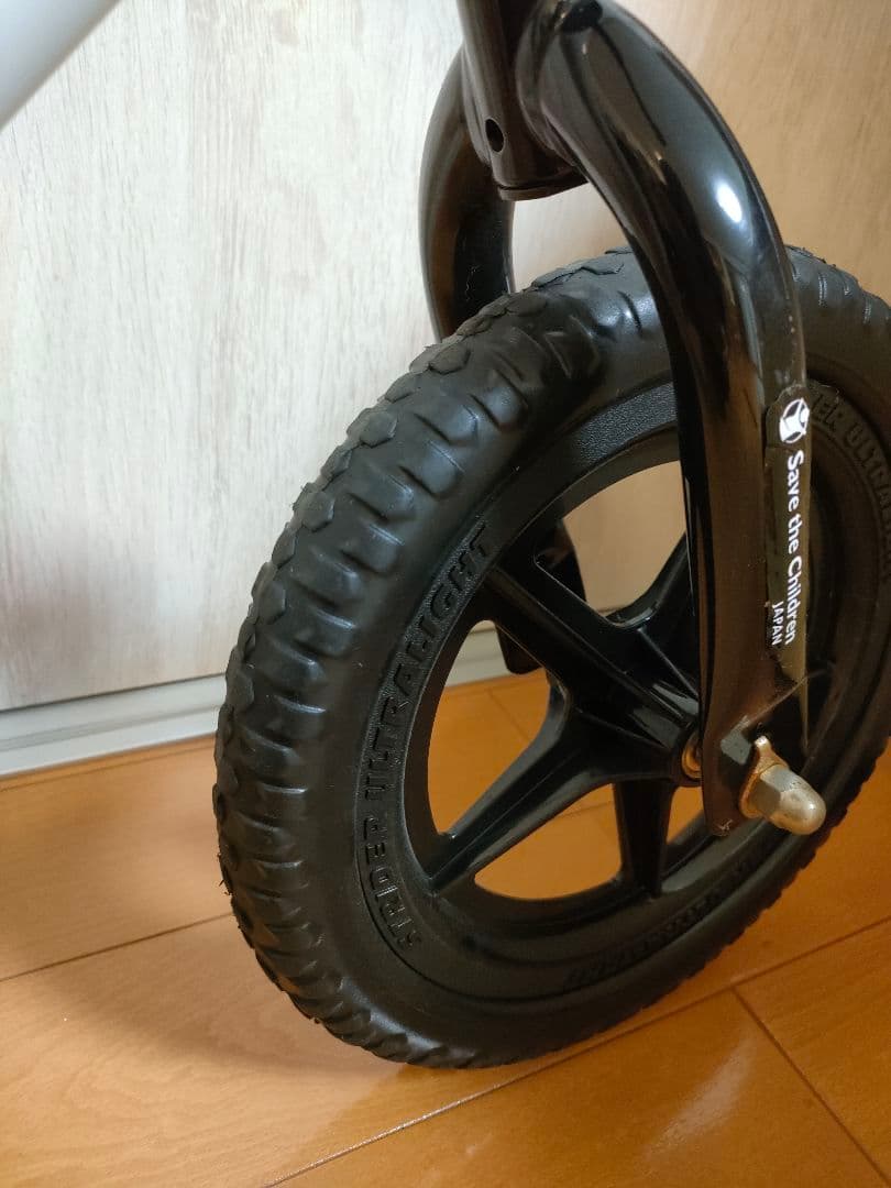 ストライダー 12インチ 白 スポーツモデル ホワイト STRIDER