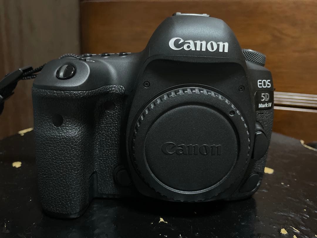 Canon EOS 5D Mark Ⅳ 本体とレンズセット＋三脚+エクステ