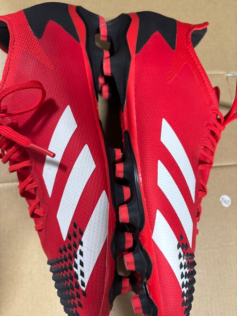 adidas レッド サッカーシューズ スパイク