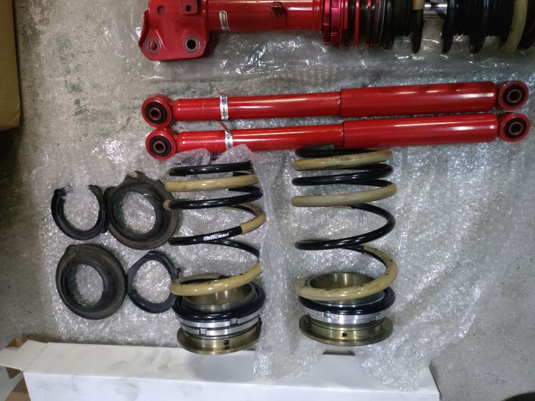 ダイハツ　エッセ　タナベ　車高調