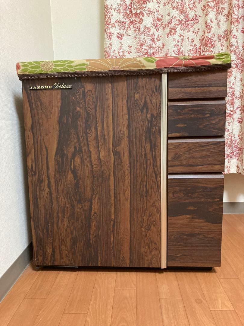 ジャノメ　トピアレーヌ804型　デスク型高級ミシン　模様縫いカム