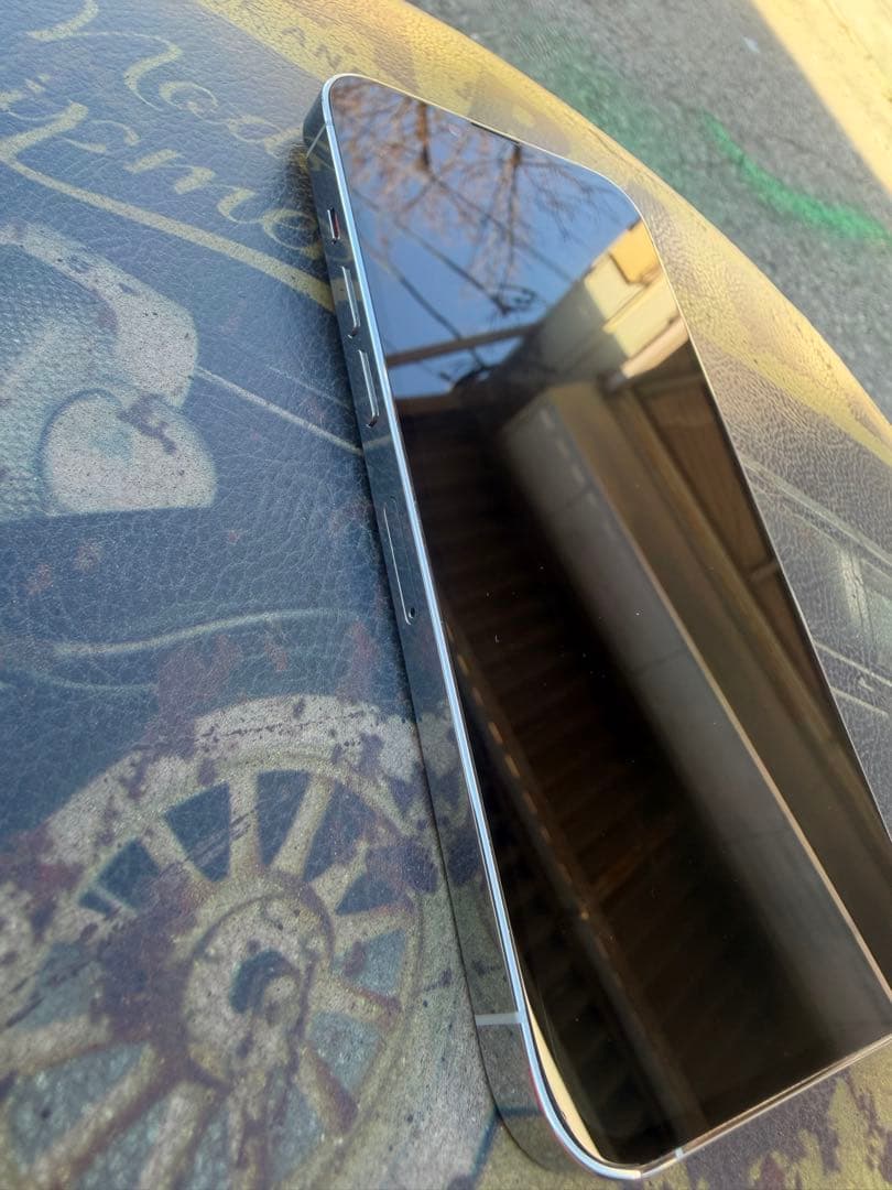 iPhone13pro 本体　シルバー