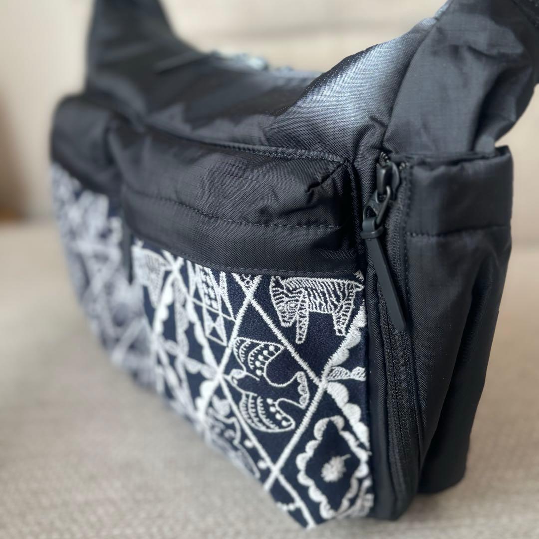 同符ページ　ミナペルホネン　mina perhonen