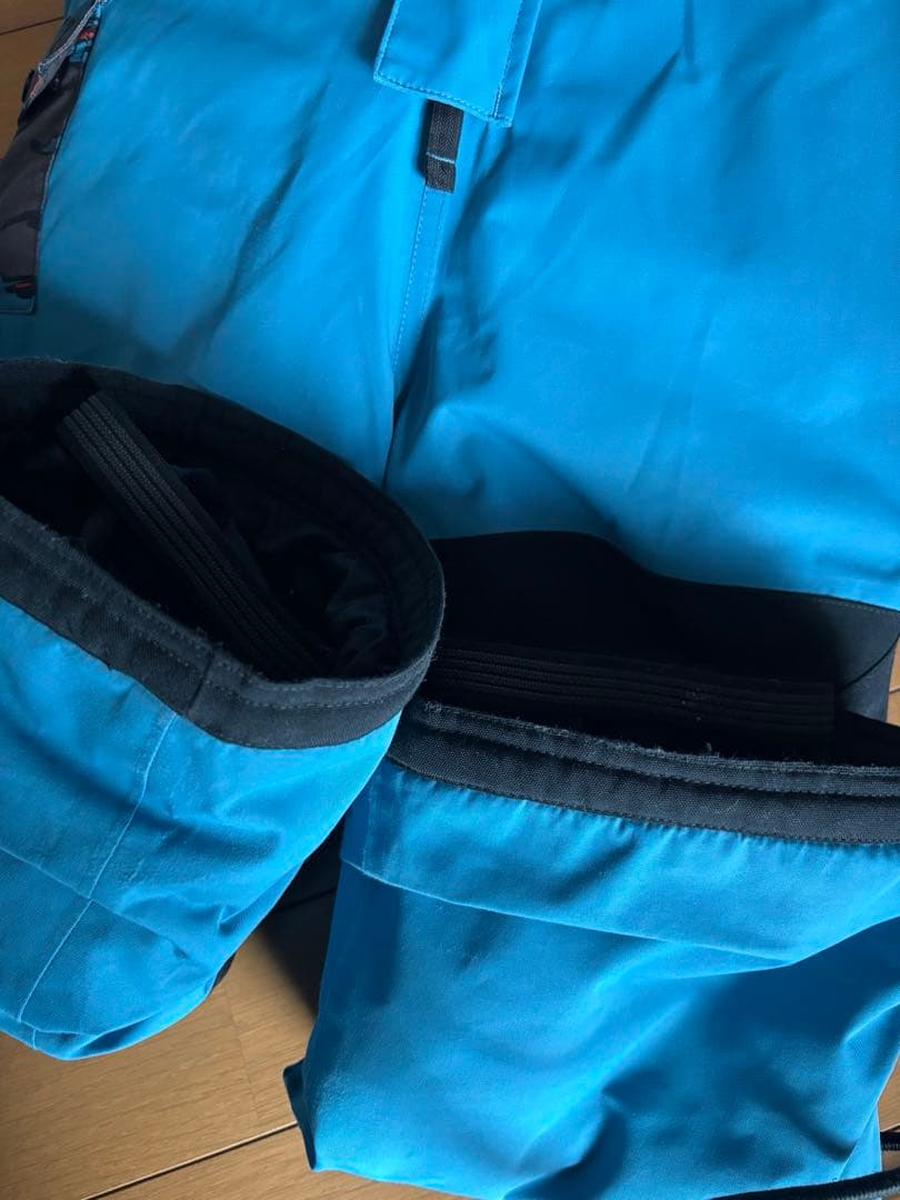 じゅんじゅん　BURTON 子供用スノーボードウェア 5/6