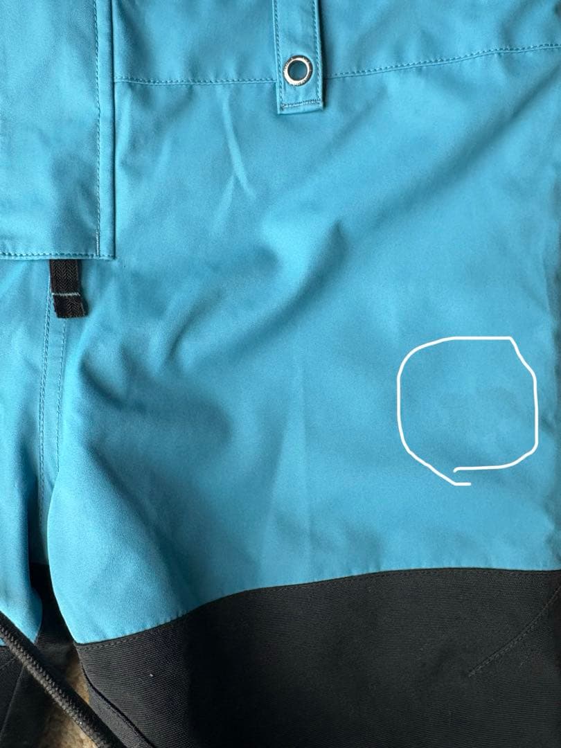 じゅんじゅん　BURTON 子供用スノーボードウェア 5/6