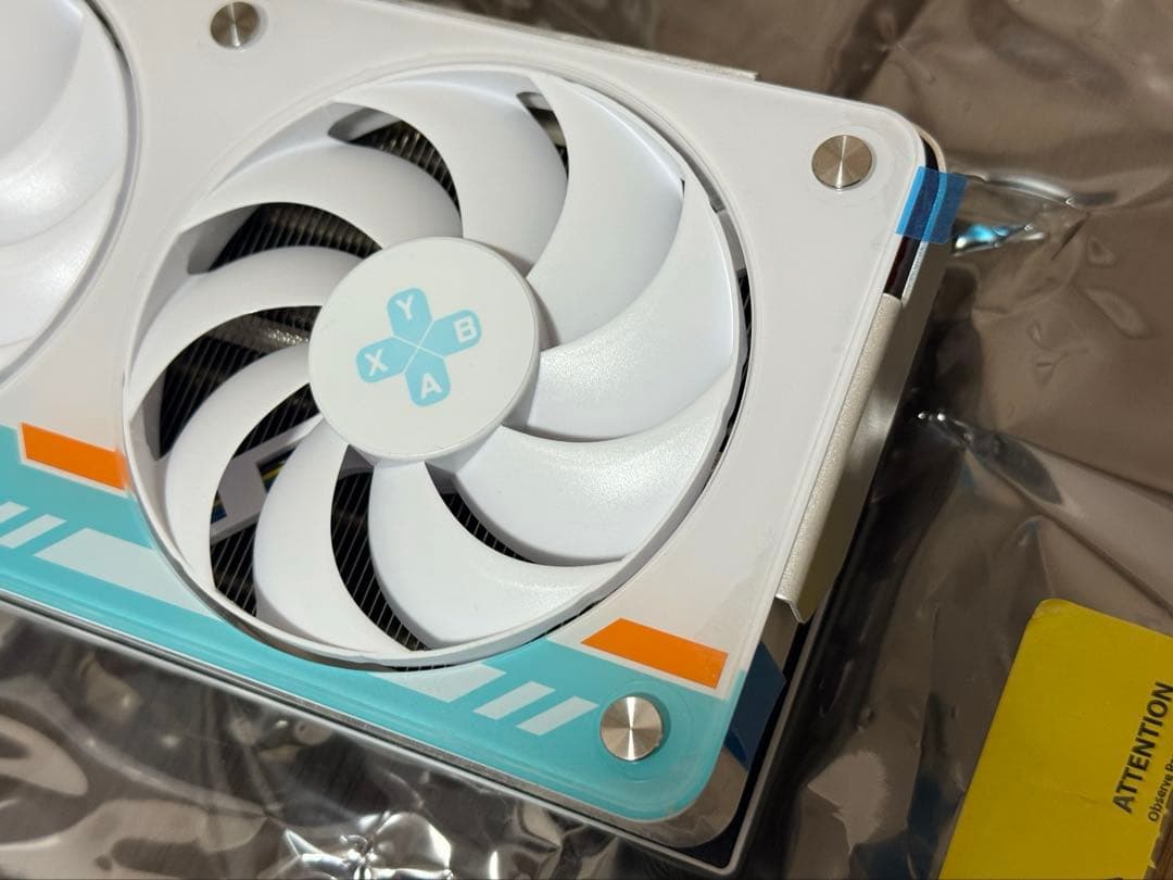 【美品】AX-GAMING GeForce RTX4070 X3W OC12GB
