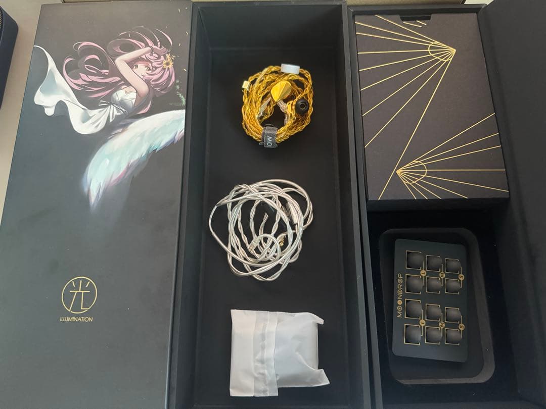 水月雨(MOONDROP) Illumination 光 / 秋月4.4mm