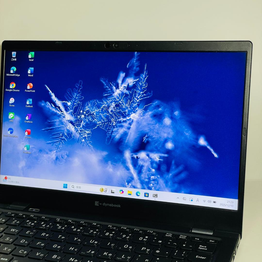第11世代 Dynabook G83/HS ノートPC win11 SSD 軽量