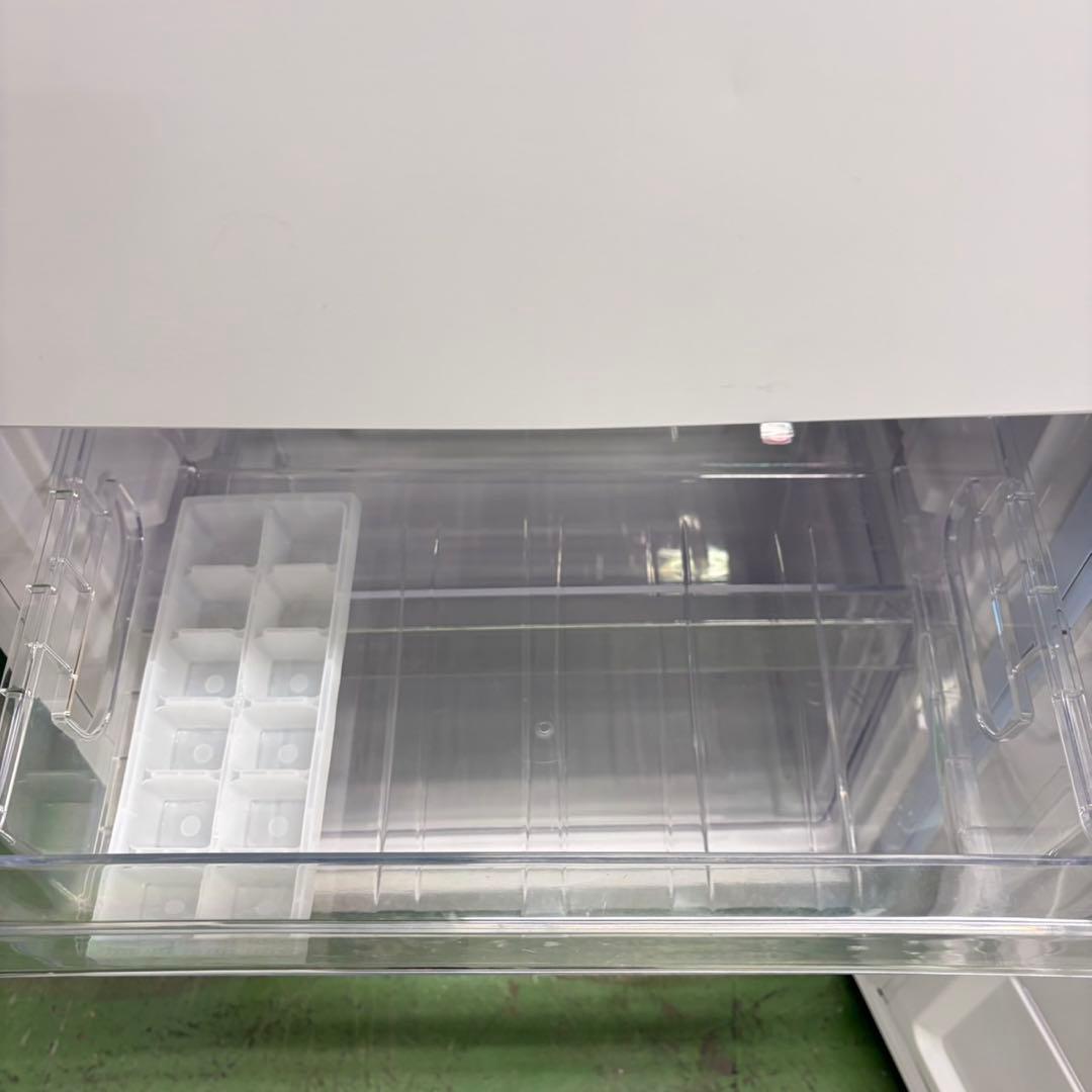 637 ホワイトカラー冷蔵庫 100L強　小型　一人暮らし　2ドア　関東配送無料