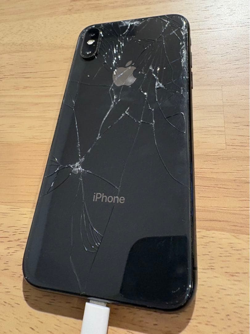 【Final SALE】iPhone XS 256GB スペースグレイ