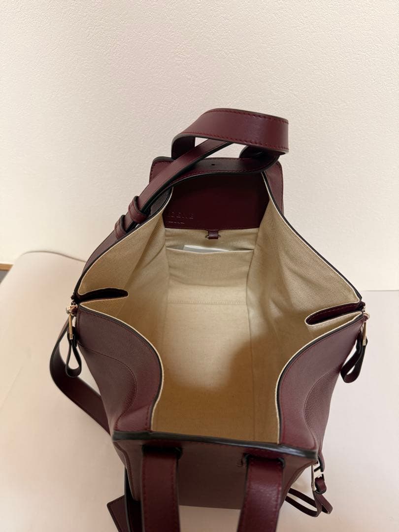【新品未使用】☆LOEWE HAMMOCK SMALL BAG ☆バーガンディ
