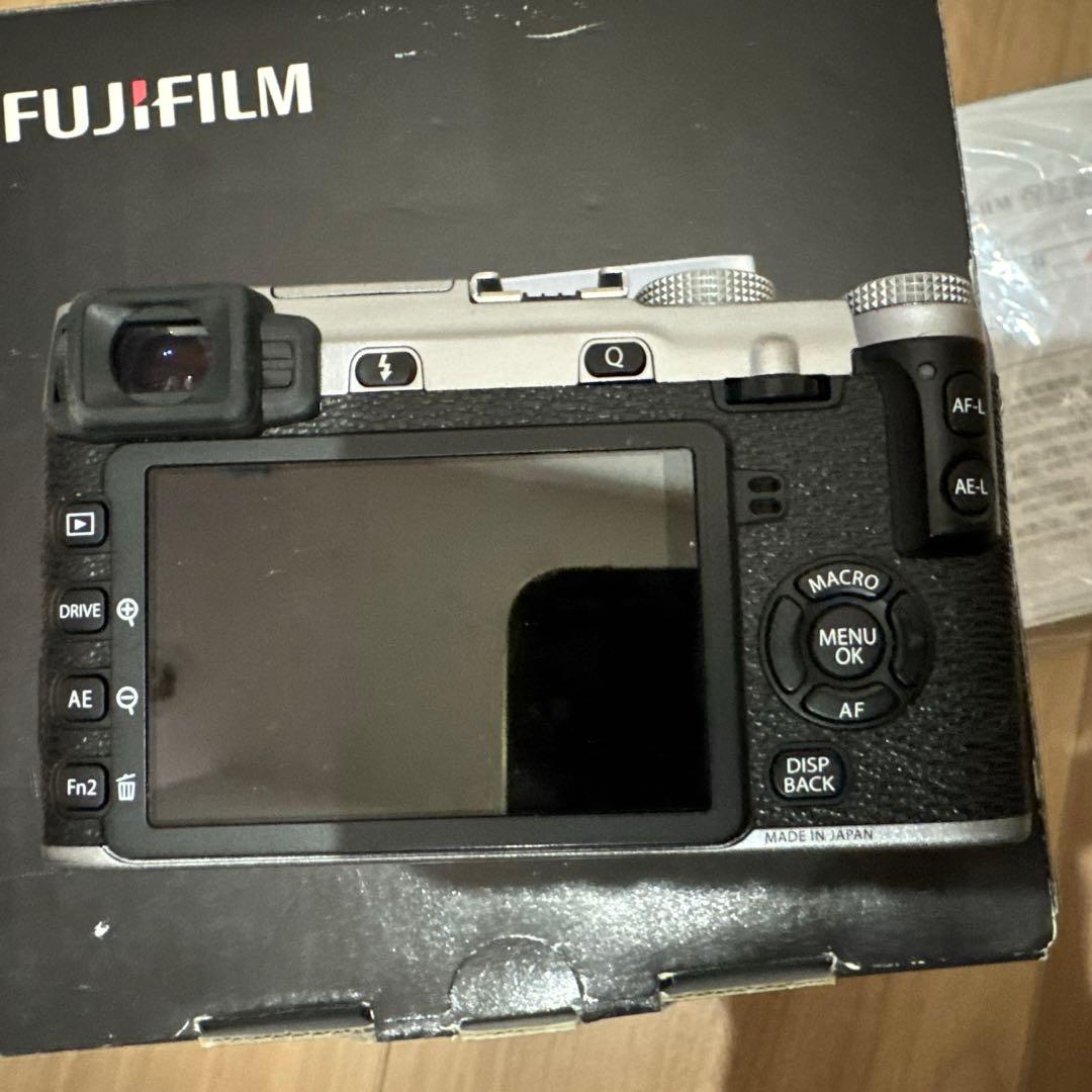 FUJIFILM X-E2 ミラーレス一眼 本体