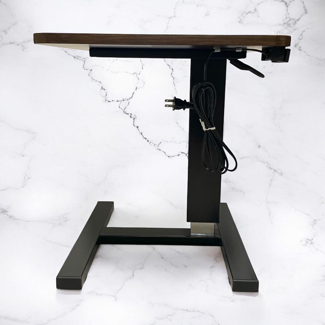 値下美品 昇降式スタンディングデスク　サイドテーブル　カップホルダー コンセント