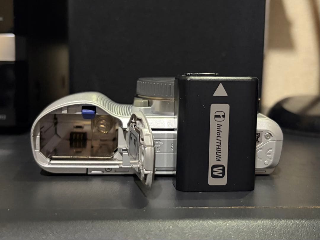 SONY α NEX-C3 シルバー