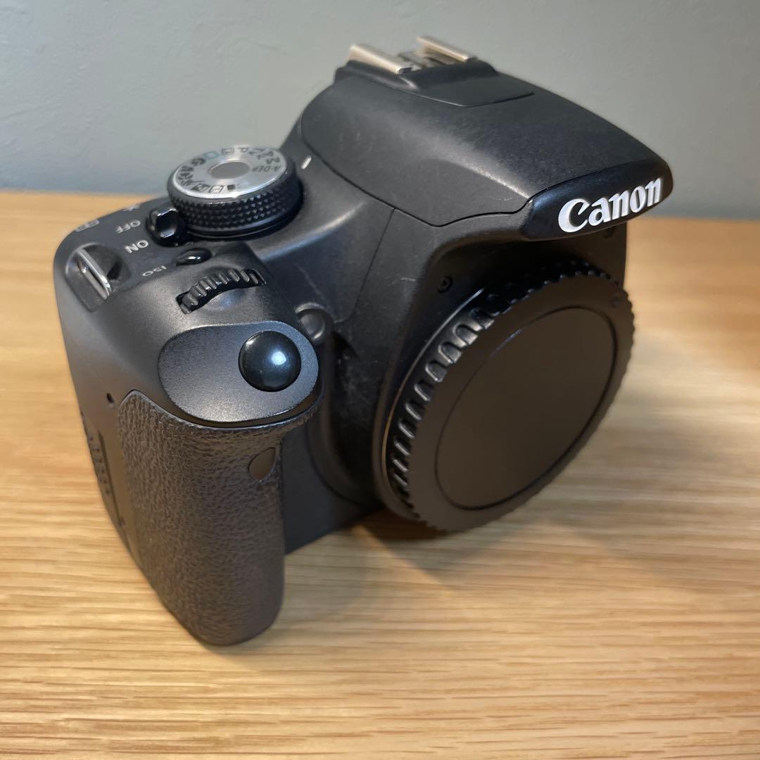 Canon Kiss X3 デジタル一眼レフ【現状品】297