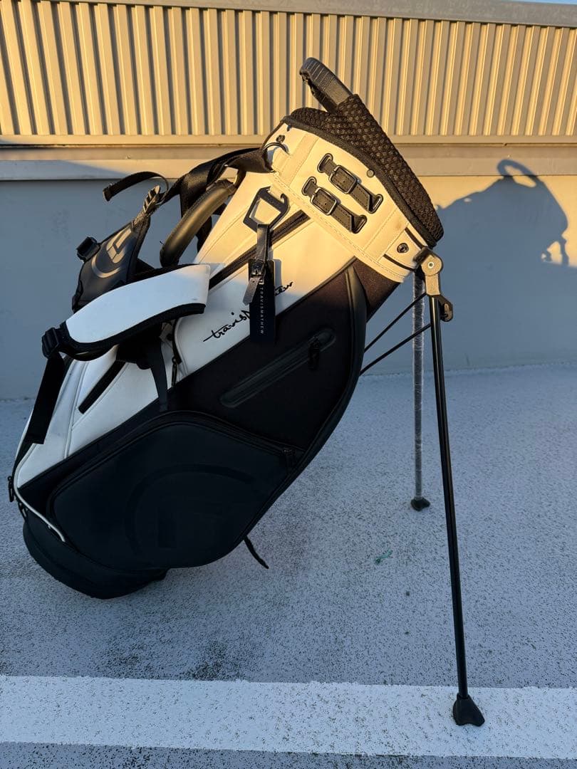 トラビスマシュー　キャディバック