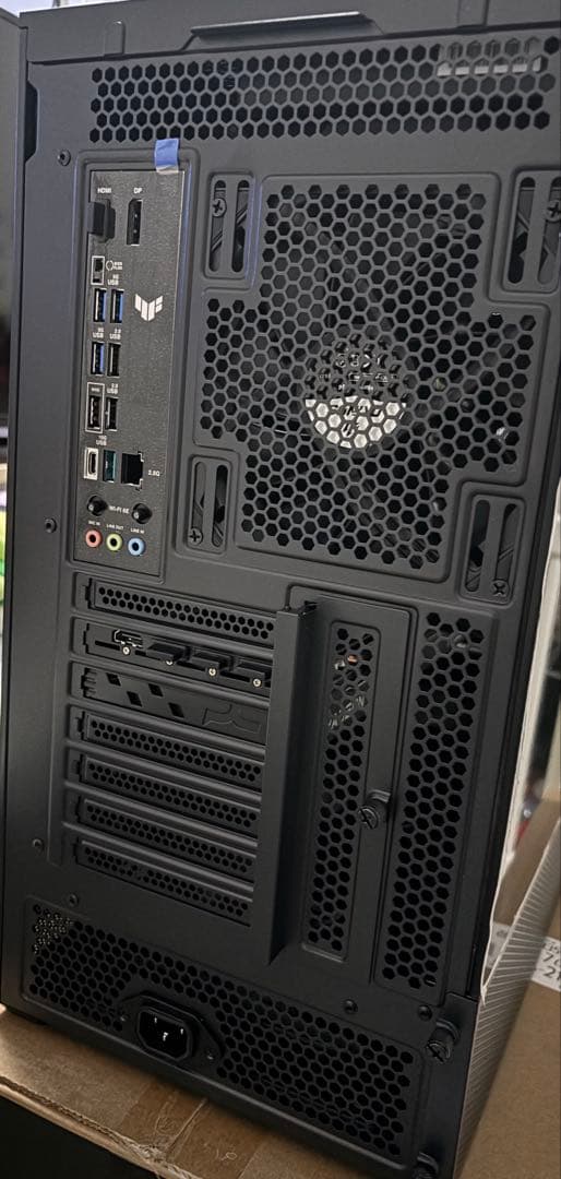 Ryzen7-9800X3D、RX9070搭載、自作デスクトップPC