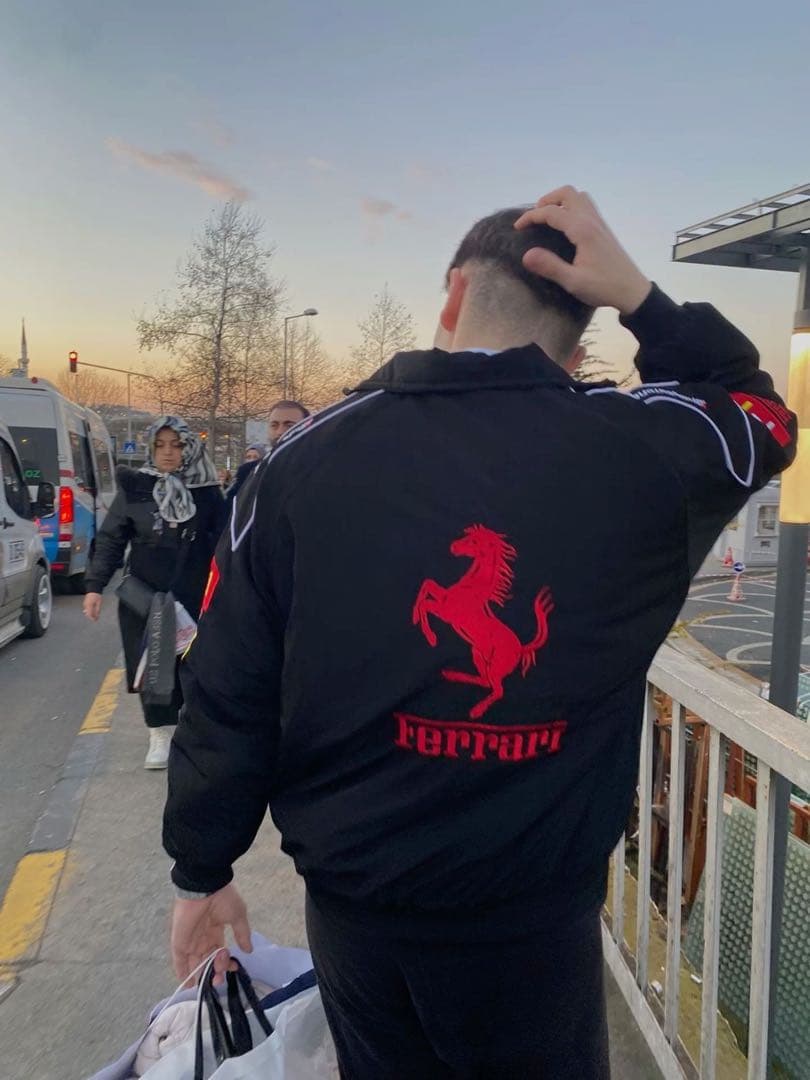 Ferrari F1 レースジャケット 黒