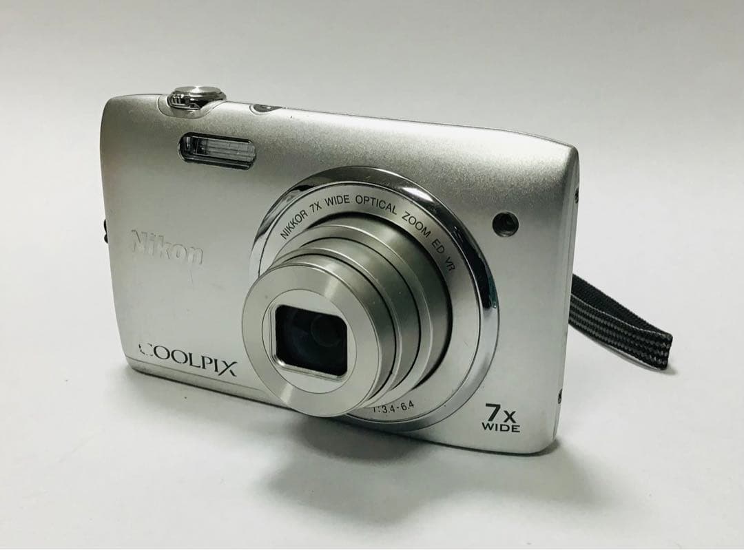 Nikon ニコン COOLPIX S3500 コンパクトデジタルカメラ