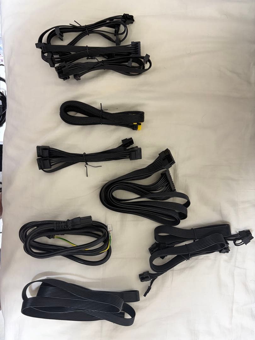 MSI MAG A1000GL PCIE5 1000W 電源ユニット