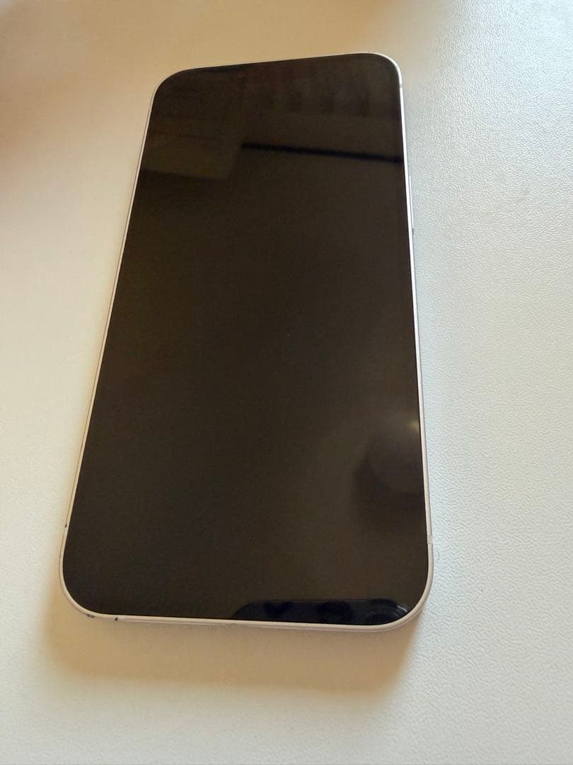 iPhone 13 256GB ホワイト