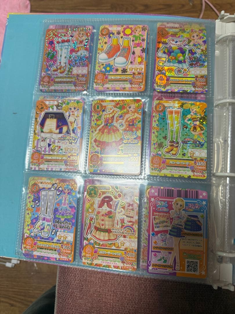 d*9様 アイカツカードまとめ売り バインダー付き