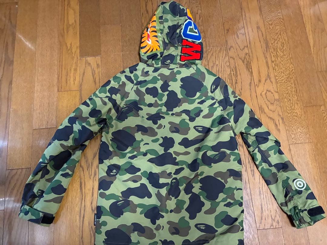 APE 1ST CAMO SHARK BOARDJACKET　Mサイズ