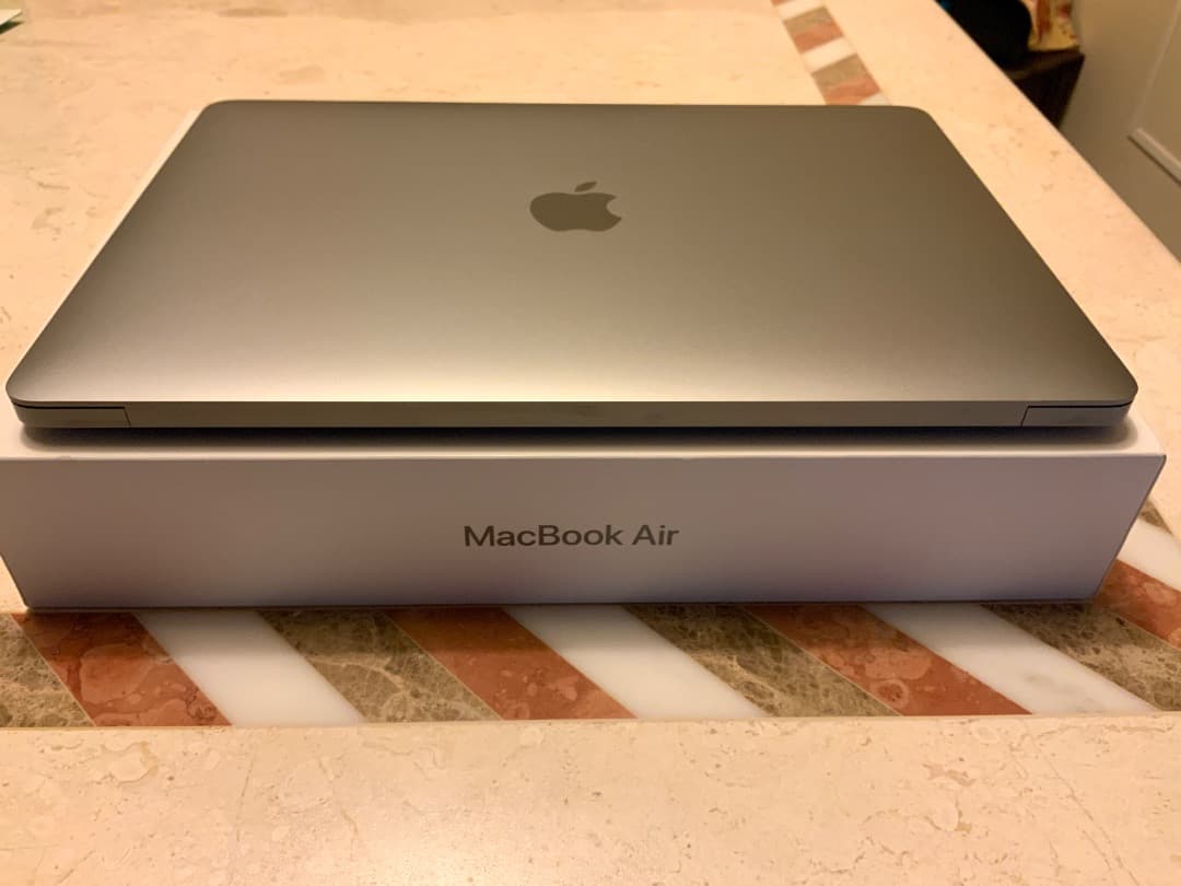 Apple MacBook Air 13インチ 2018 / USキーボード